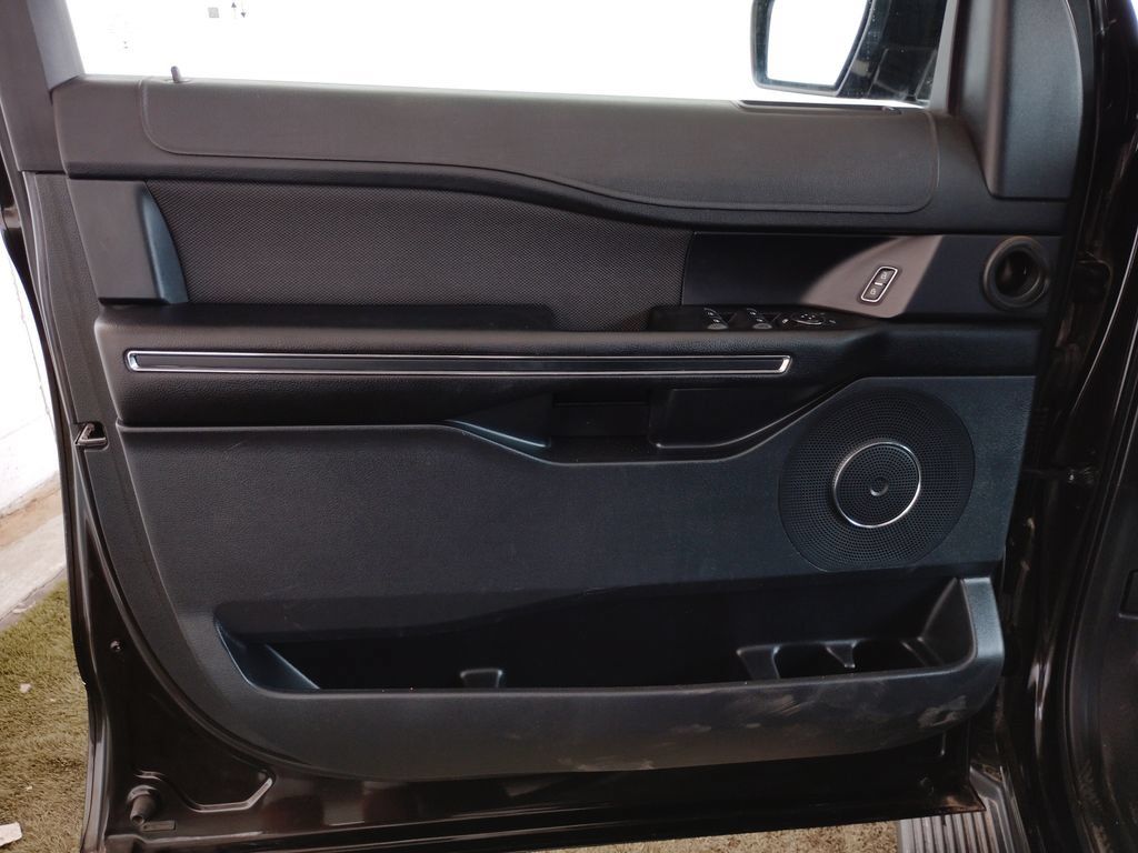 Used 2021 Ford Expedition XL AWD/4WD image 20