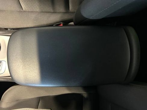 Used 2017 Chevrolet Malibu LS FWD image 19