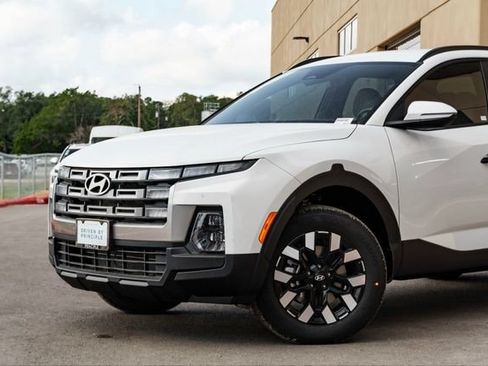 New 2026 Hyundai Santa Cruz SEL FWD image 3