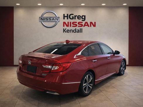 Used 2020 Honda Accord Touring image 4