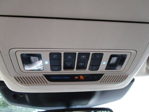 Used 2020 Ford Explorer Platinum AWD/4WD image 24
