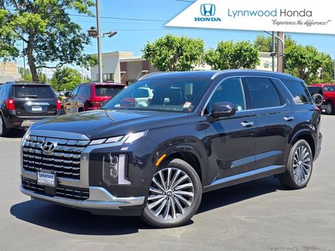 Used 2024 Hyundai Palisade Calligraphy AWD/4WD image 1