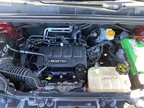 Used 2017 Chevrolet Trax LT image 12