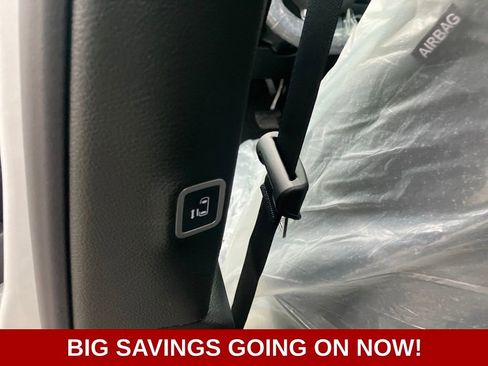 New 2026 Chrysler Pacifica Select w/ S Appearance Package image 29