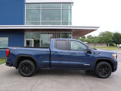 Used 2021 GMC Sierra 1500 Elevation w/ Preferred Package AWD/4WD image 2