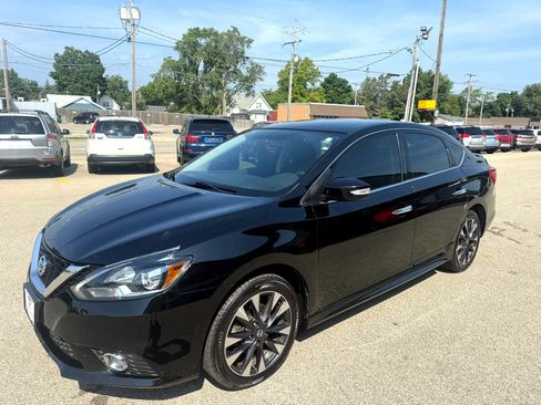 Used 2017 Nissan Sentra SR w/ Protection Package image 5