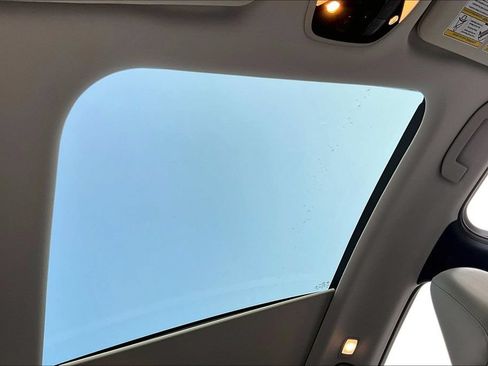 Certified 2023 INFINITI QX50 Luxe FWD image 22