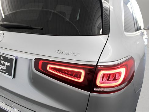 Used 2023 Mercedes-Benz GLS 450 4MATIC image 35