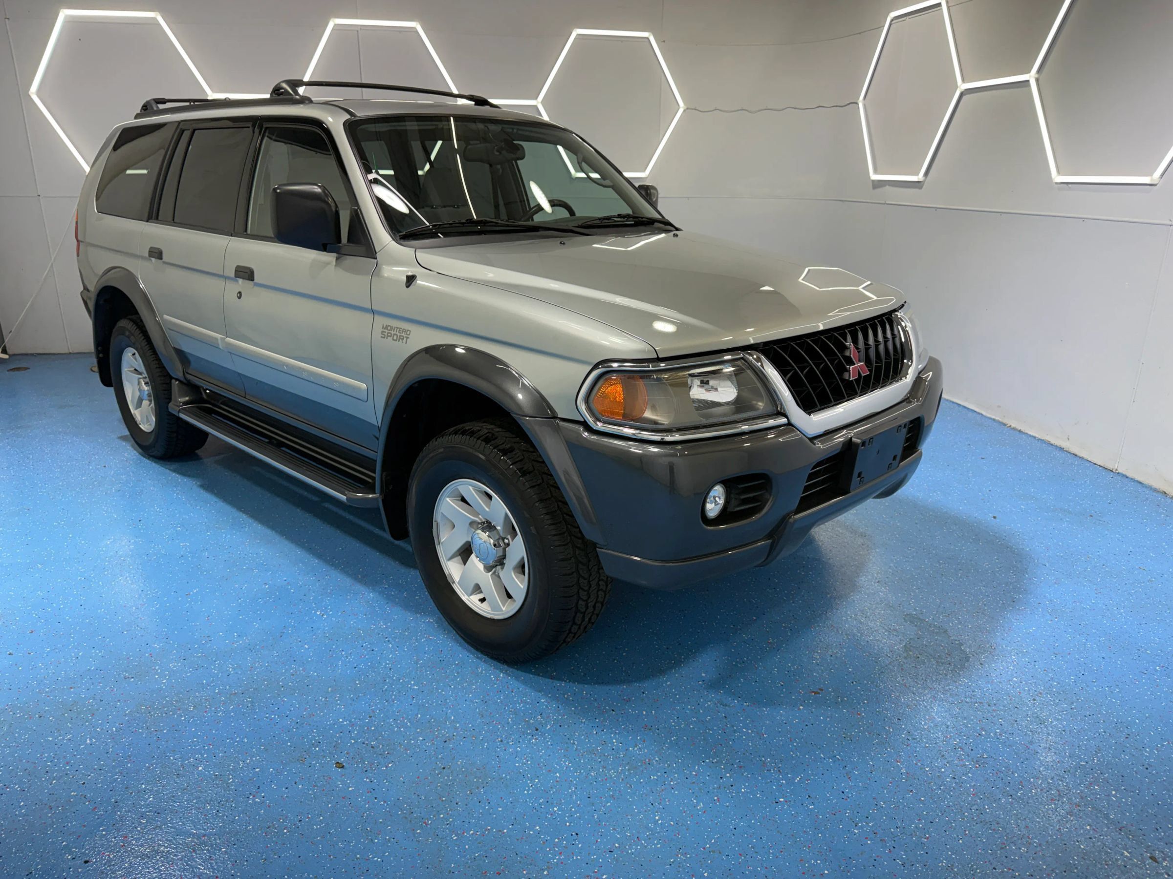 Used 2000 Mitsubishi Montero Sport XLS AWD/4WD image 66