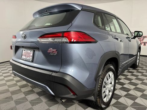 Used 2024 Toyota Corolla Cross L image 25