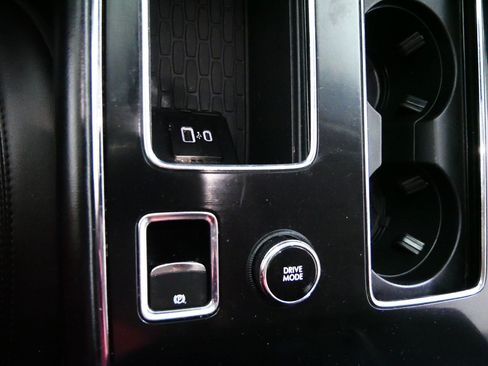 Used 2023 Lincoln Aviator AWD image 29