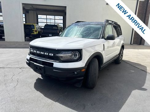 Used 2022 Ford Bronco Sport Outer Banks w/ Tech Package AWD/4WD image 3