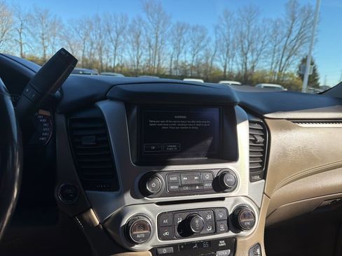 Used 2015 GMC Yukon SLT image 14