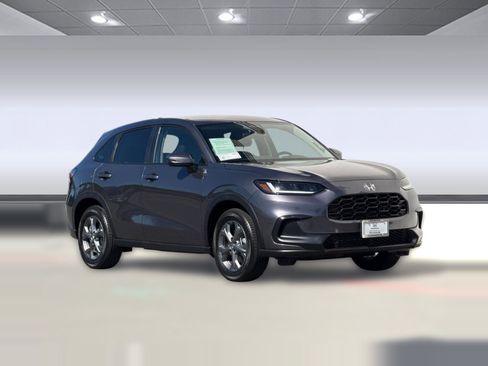 Certified 2026 Honda HR-V LX image 7