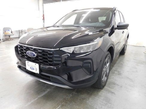 New 2026 Ford Escape ST-Line w/ Tech Pack #1 image 8