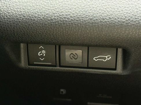 Used 2026 Toyota RAV4 XSE w/ Weather Package AWD/4WD image 22
