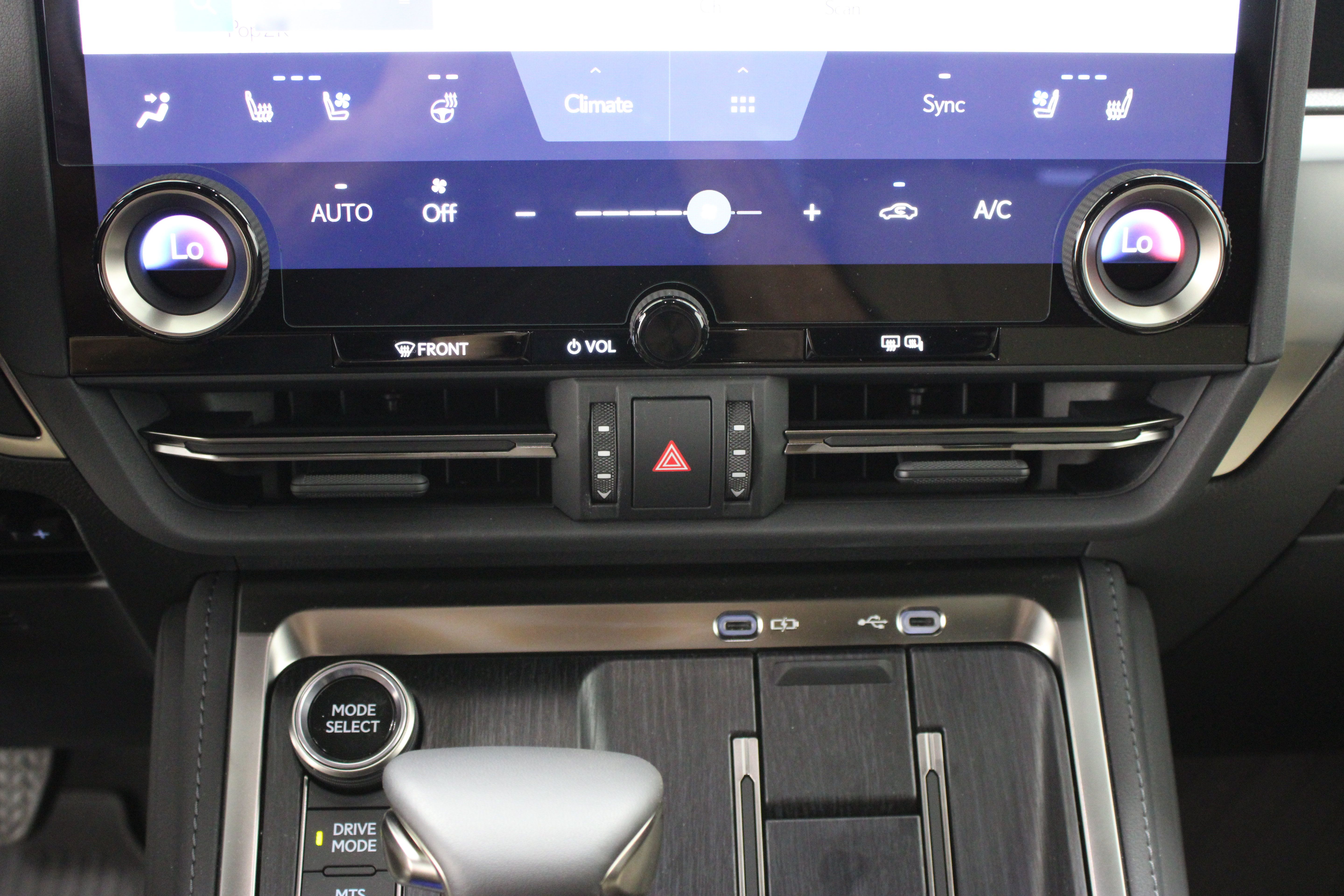 Used 2026 Lexus GX 550 AWD/4WD image 19