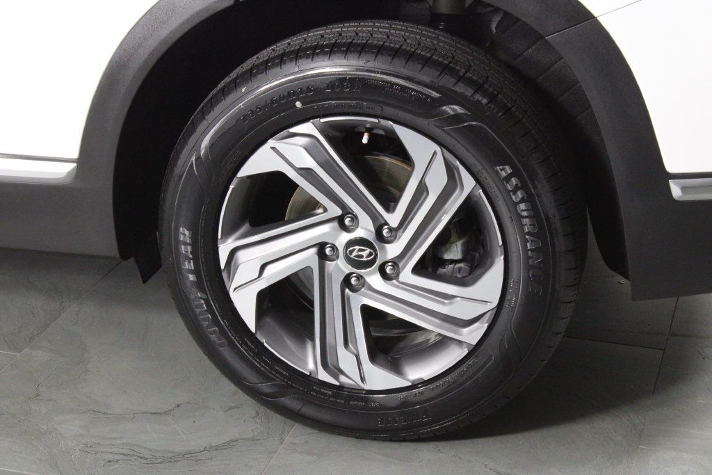 Certified 2023 Hyundai Santa Fe SEL w/ Premium Package FWD image 15