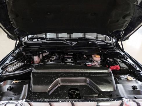 Used 2024 RAM 2500 Tradesman w/ Chrome Appearance Group image 5