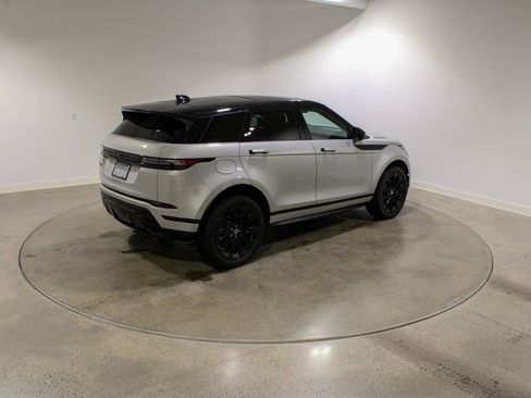 Used 2025 Land Rover Range Rover Evoque Dynamic SE image 5