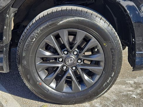 Certified 2023 Lexus GX 460 Premium image 9