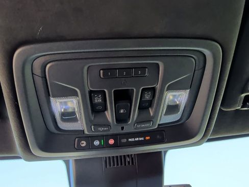 Used 2025 GMC Sierra 1500 Denali Ultimate image 23