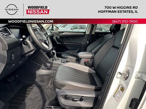 Used 2022 Volkswagen Tiguan SE image 24