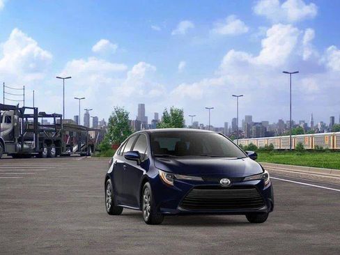 New 2026 Toyota Corolla LE FWD image 28