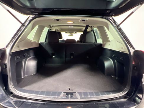 Used 2023 Subaru Forester Premium image 34