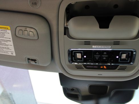 Used 2021 Lincoln Aviator Reserve w/ Equipment Group 201A image 32