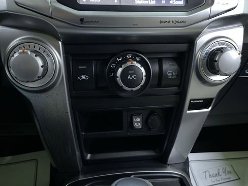 Used 2016 Toyota 4Runner SR5 image 23