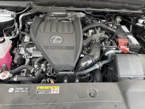 Used 2024 Lexus RX 350 AWD image 33