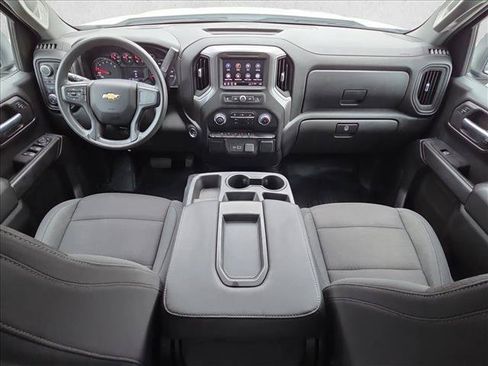 Used 2023 Chevrolet Silverado 1500 Custom AWD/4WD image 16