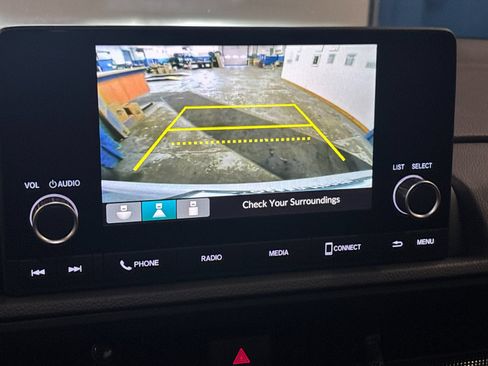 Used 2025 Honda CR-V LX image 20