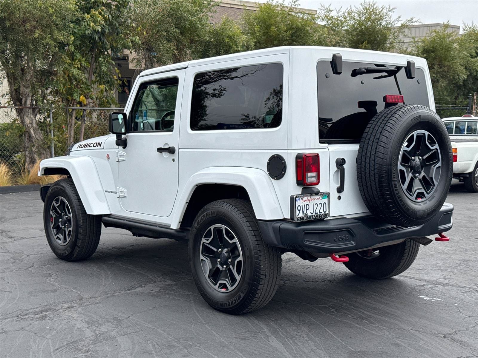 Used 2017 Jeep Wrangler Rubicon AWD/4WD image 11