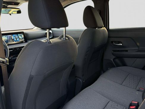 New 2026 Nissan Kicks SV w/ SV Premium Package image 5