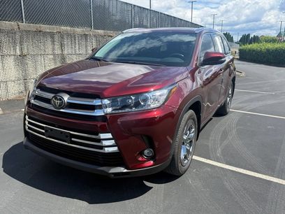 Certified 2019 Toyota Highlander Limited Platinum