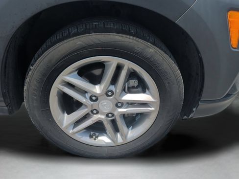 Used 2019 Hyundai Kona SE FWD image 38