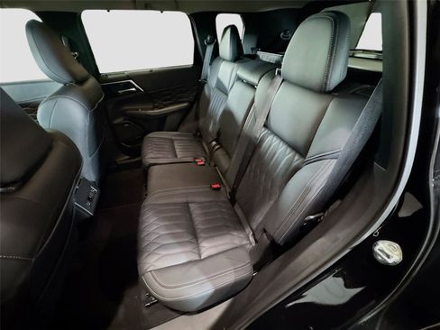 New 2026 Mitsubishi Outlander SEL image 19