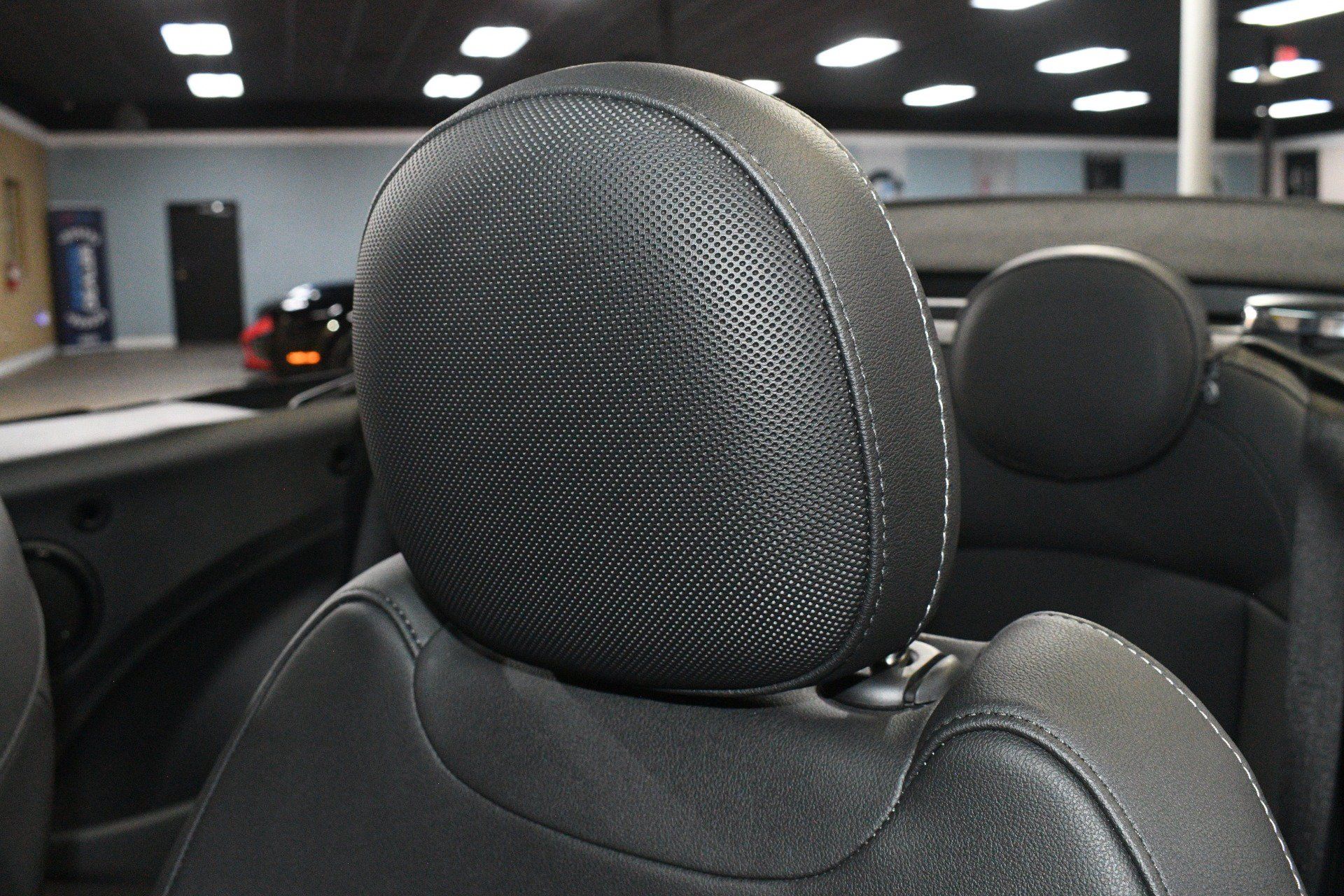 Used 2024 MINI Cooper S FWD image 9