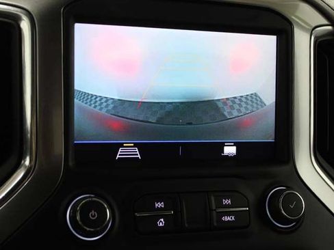 Used 2021 Chevrolet Silverado 1500 LT Trail Boss AWD/4WD image 13