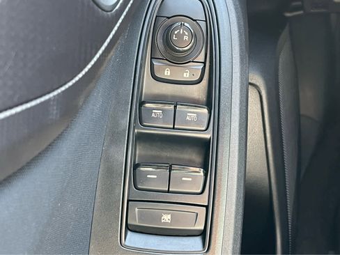 Used 2019 Subaru Impreza 2.0i Sport image 19