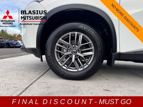 Used 2021 Nissan Rogue S image 7