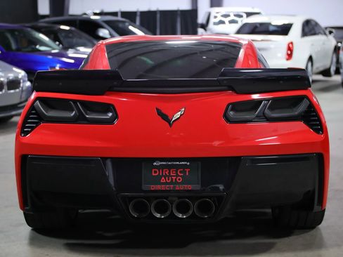 Used 2015 Chevrolet Corvette Stingray Coupe w/ 3LT Preferred Equipment Group image 17