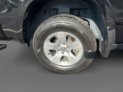 Used 2025 RAM 1500 Big Horn image 8