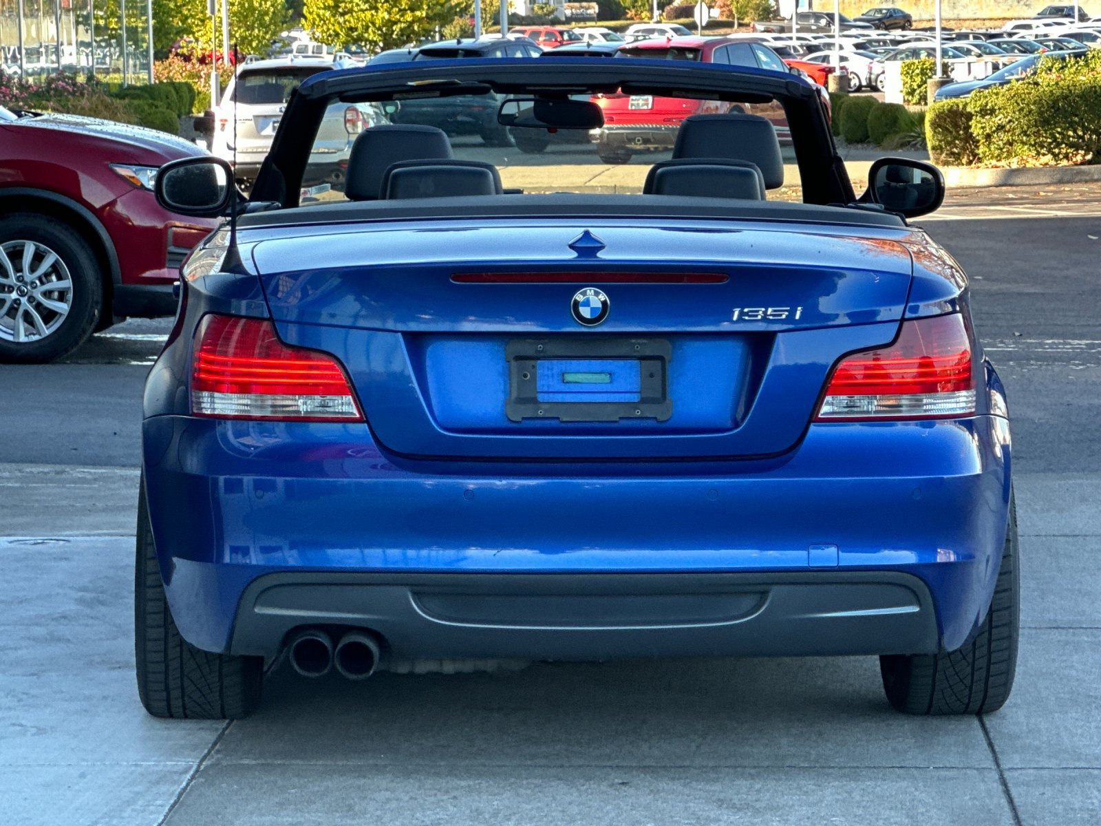 Used 2010 BMW 135i Convertible RWD image 6