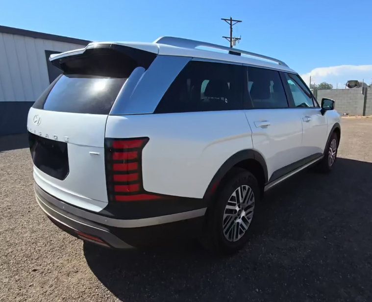 Used 2026 Hyundai Palisade SEL AWD/4WD image 3