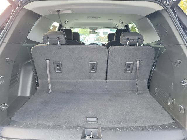 Used 2021 Chevrolet Traverse LT FWD image 8
