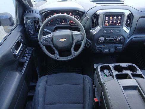 Certified 2025 Chevrolet Silverado 2500 Custom w/ Custom Value Package image 12