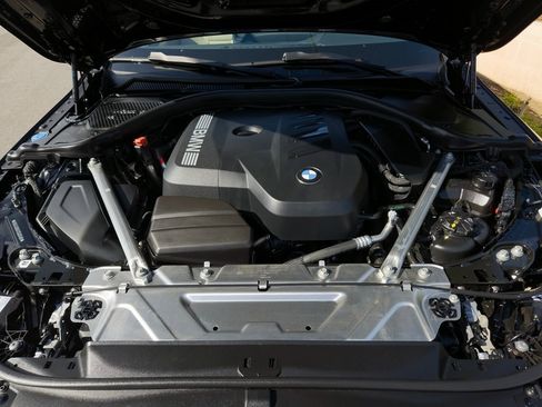 Used 2025 BMW 430i Convertible w/ Convenience Package image 25